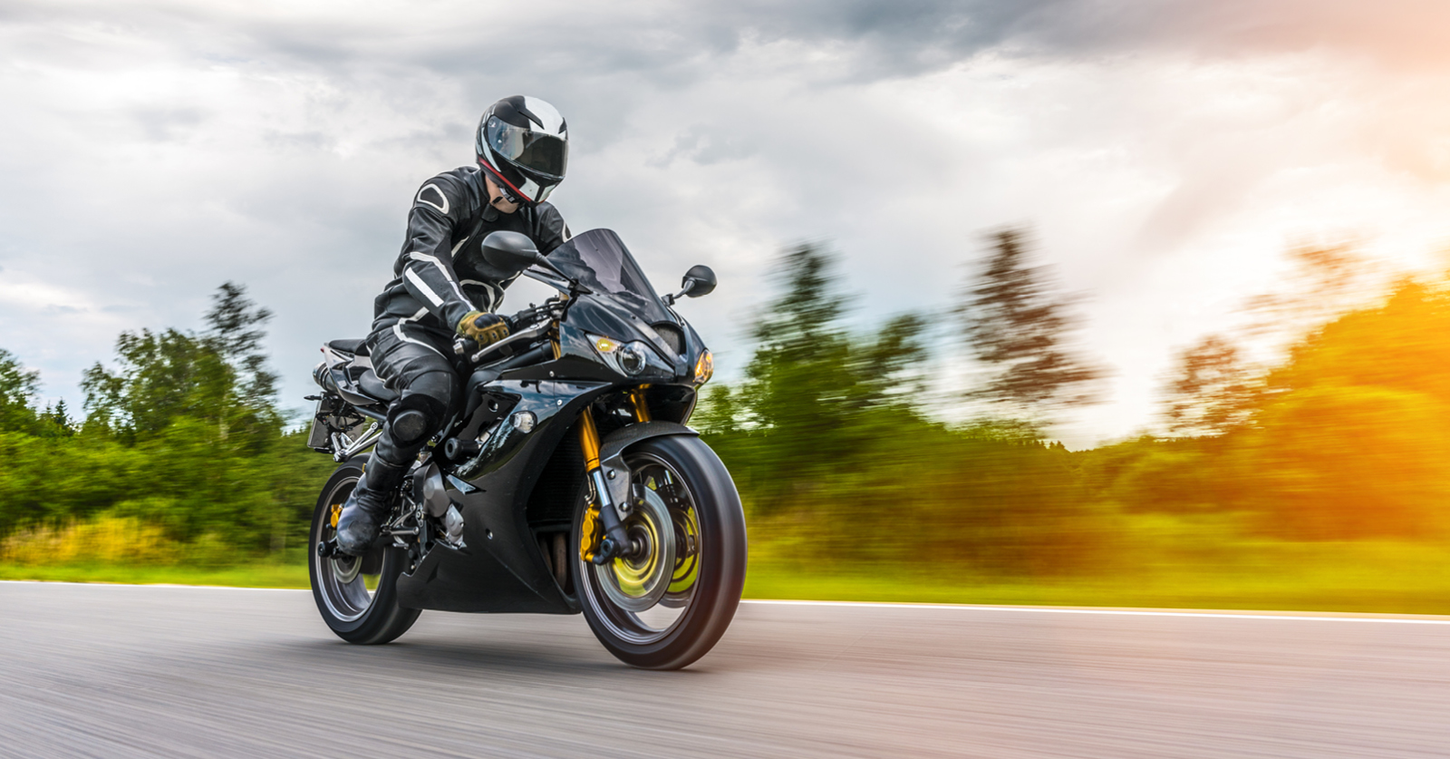 How Do Motorcycles Balance? Gear Sustain