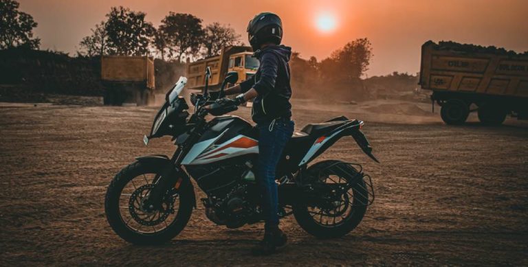 7 Motorcycle Riding Safety Tips: All-Inclusive Guide